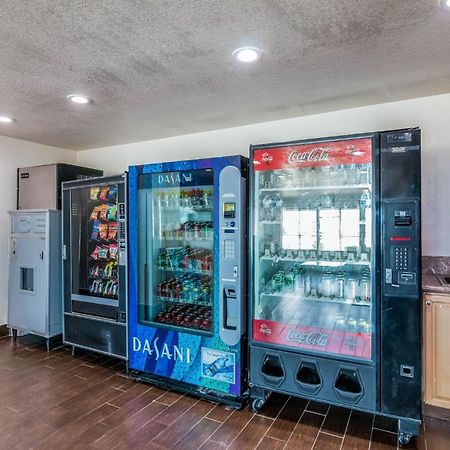 Red Roof Inn Palmdale - Lancaster מראה חיצוני תמונה