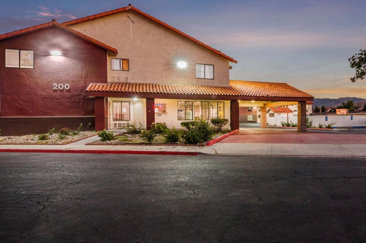 Red Roof Inn Palmdale - Lancaster מראה חיצוני תמונה