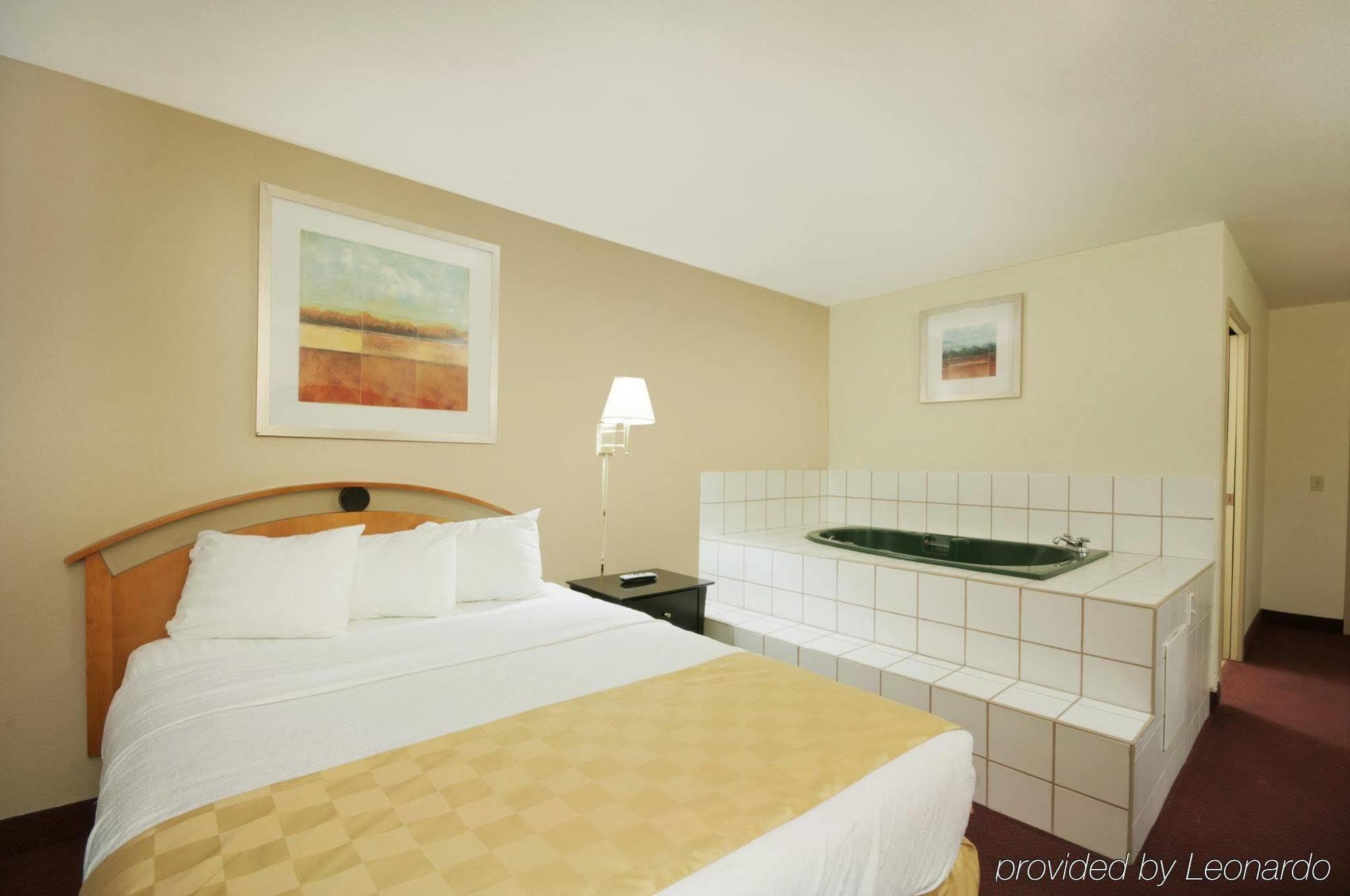 Red Roof Inn Palmdale - Lancaster מראה חיצוני תמונה